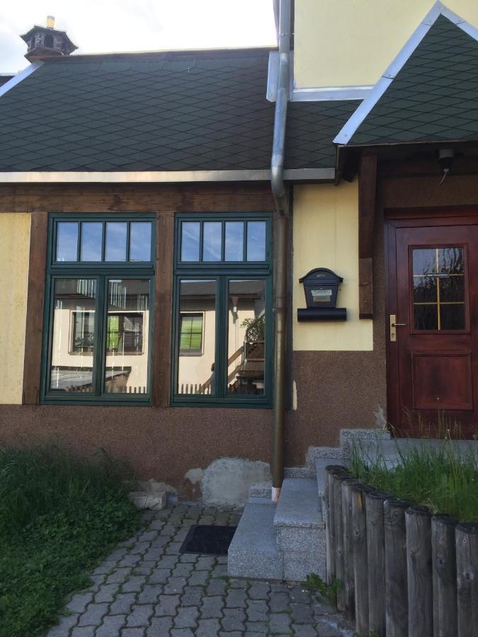 Ferienheim "Zur Krone" Hotel Oberwiesenthal Bagian luar foto